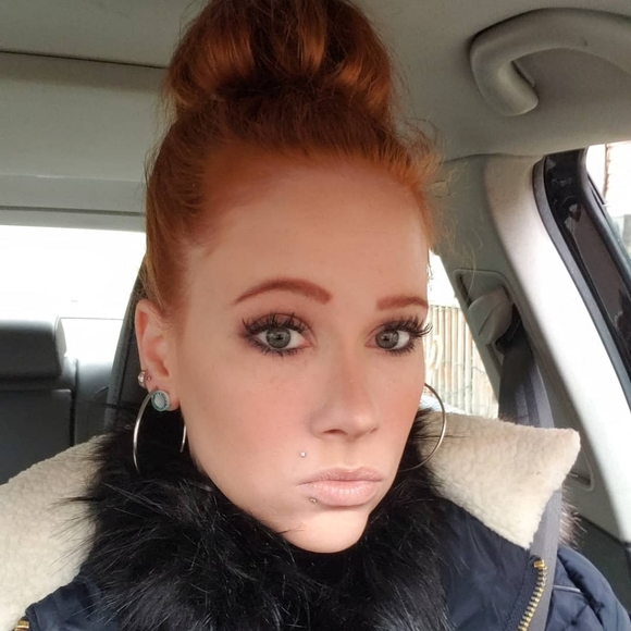 Meet your Posher, Bobbie - Picture 3 of 4